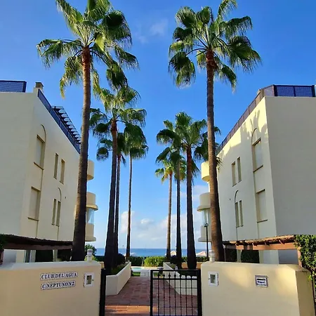 Strandlage Neptuno I- Elviria-marbella By Interhome Апартаменты Марбелья