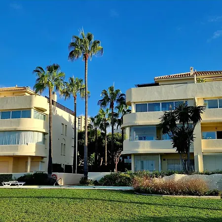 Strandlage Neptuno I- Elviria-marbella By Interhome Марбелья